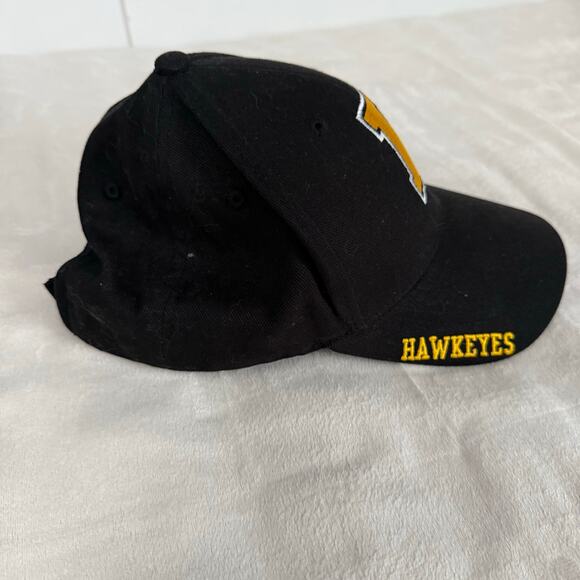 Russell‎ Iowa Hawkeye Black and Gold Adjustable Hat - Picture 4 of 7